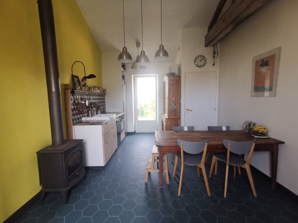 cuisine maison FJ cru(e) architecture